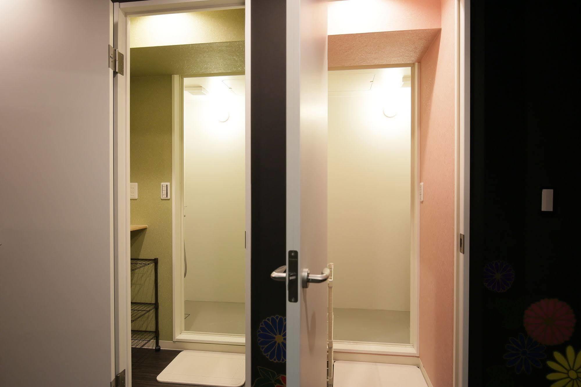 Samurais Hostel Ikebukuro Tokyo Esterno foto
