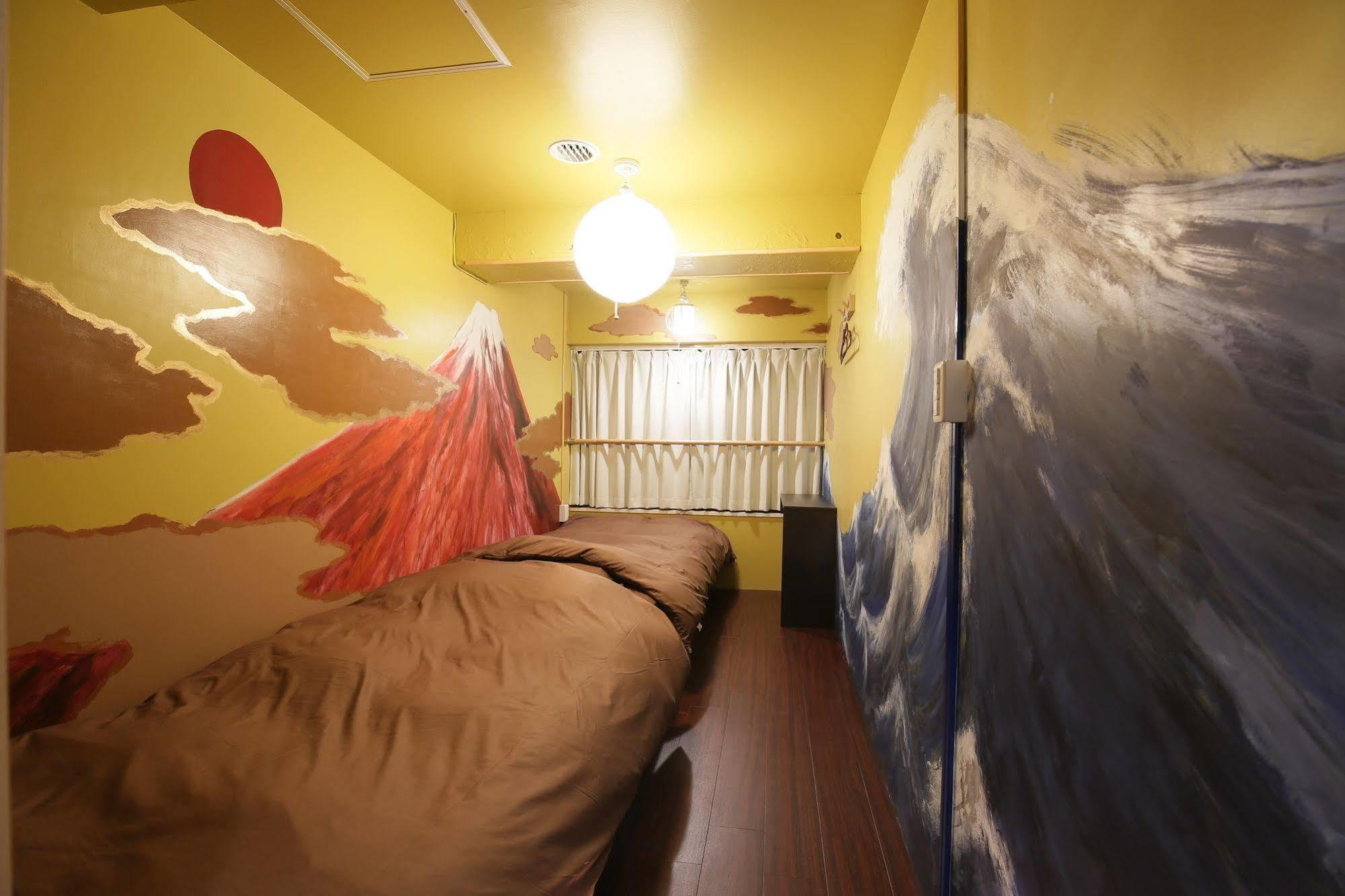 Samurais Hostel Ikebukuro Tokyo Esterno foto